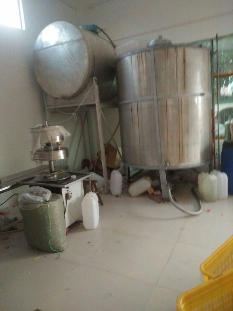 白酒，百年糟坊，铁盒，四瓶装，欢迎下单，量大从优