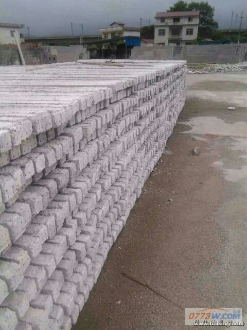 葡萄水泥柱