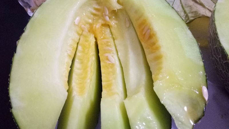 网纹瓜1斤以上椭圆形