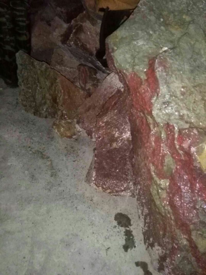毛石