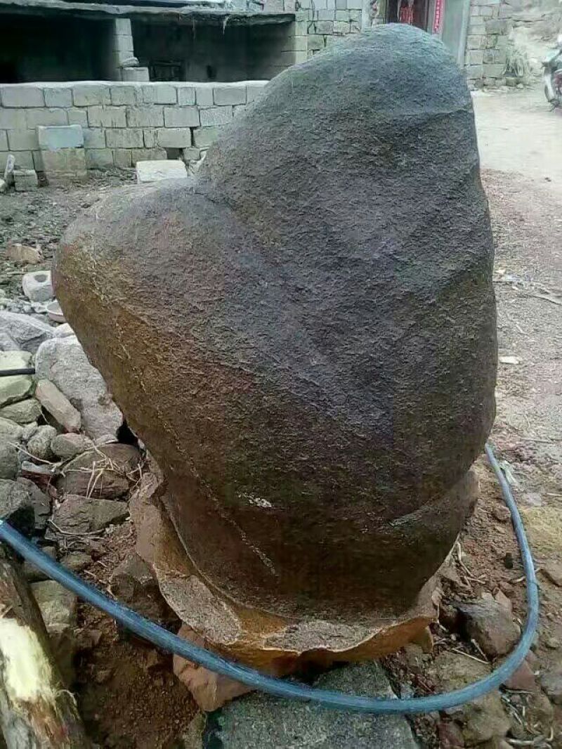 毛石