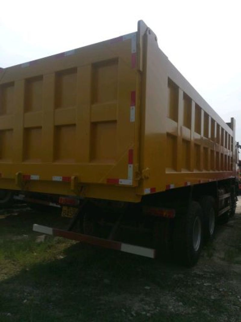 自卸车7.8m