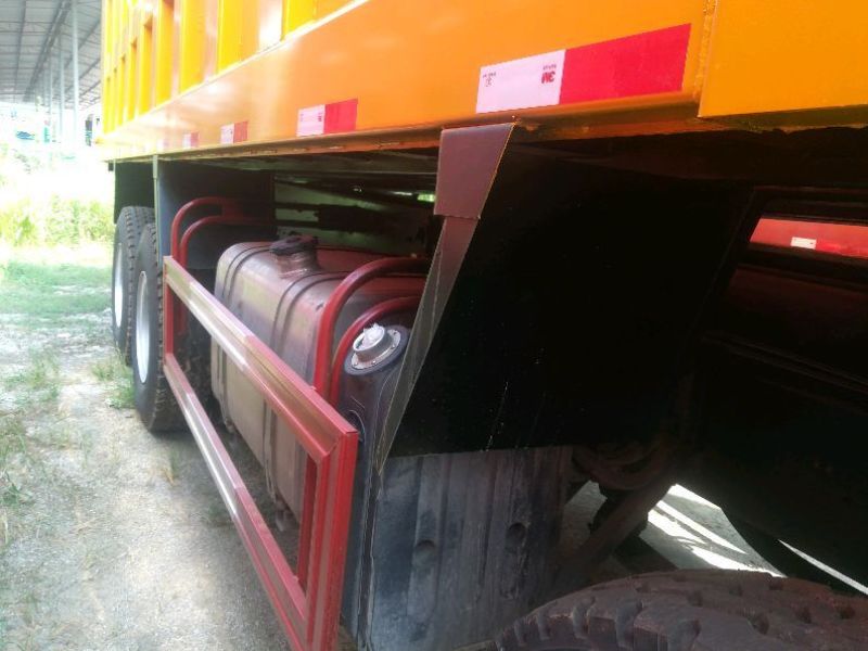 自卸车7.8m
