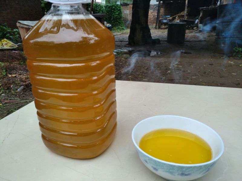 自家压榨花生油5斤装机器压榨