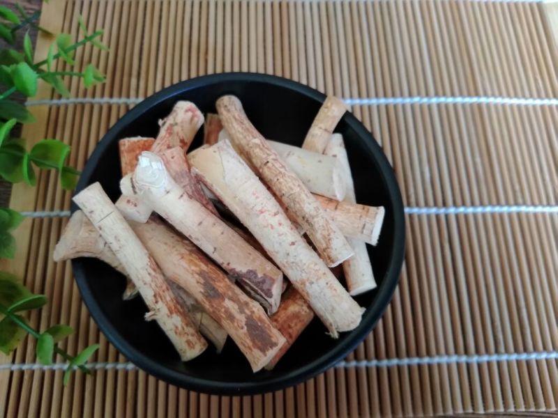 五指毛桃中根