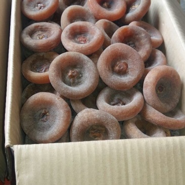 优质柿饼1~2两一个，各式各样的都有
