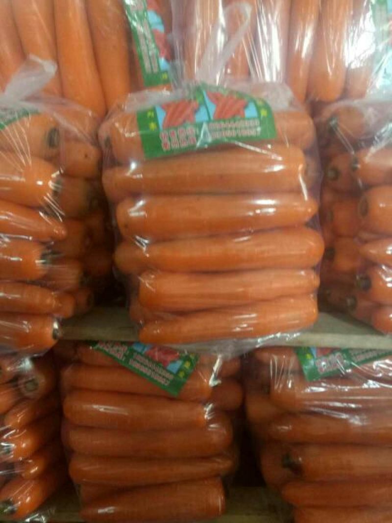 精品胡萝卜2两以上水洗10厘米以上保质保量供货