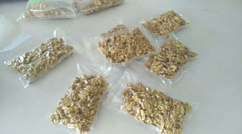 核桃仁薄皮和大优两种