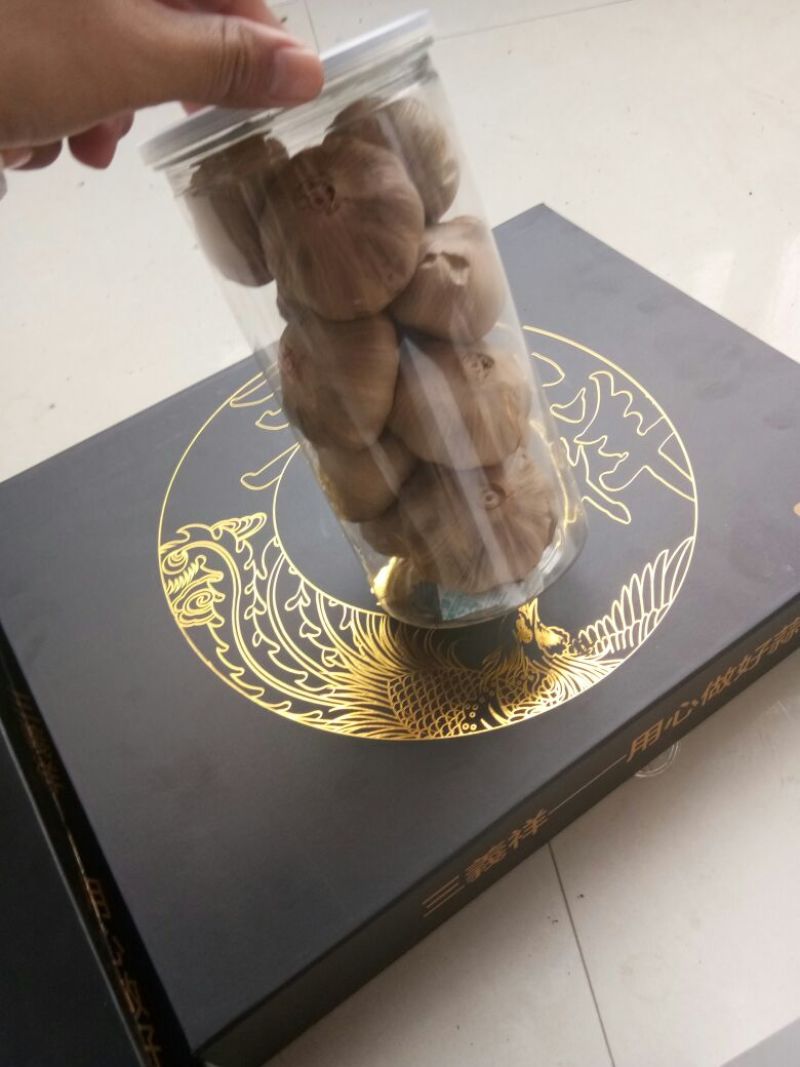 黑蒜两罐起包邮，两盒包邮