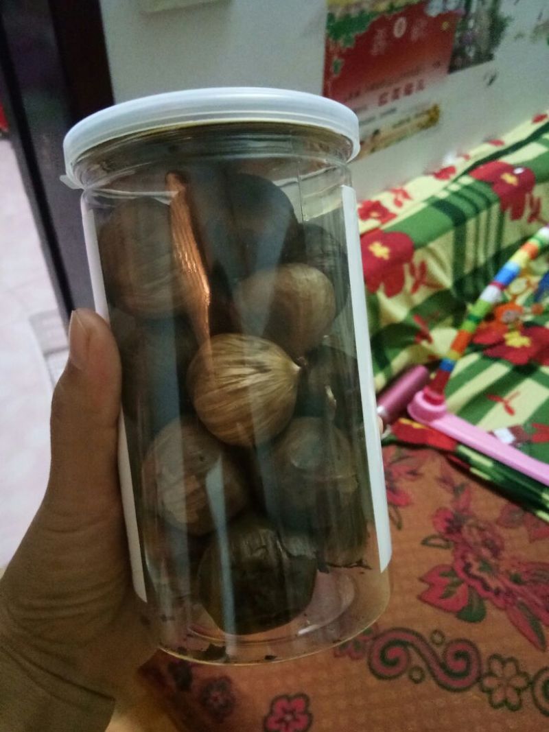 黑蒜两罐起包邮，两盒包邮