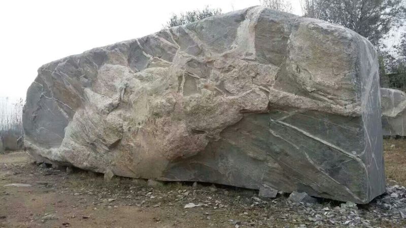 毛石