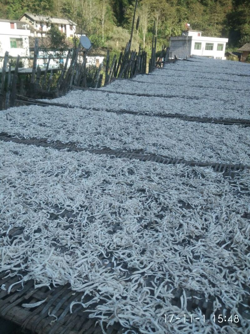 干地瓜丝（红薯丝）农家肥种植，长寿之乡铜鼓县特产地瓜丝