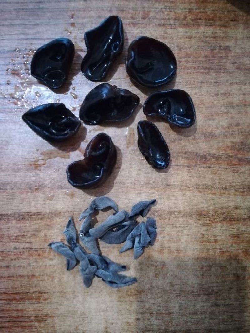 黑山秋耳卷菜无根肉质黑厚1.0-1.2