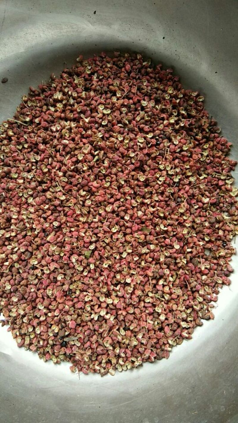 花椒大红袍花椒特级麻椒颜色好，麻度好，