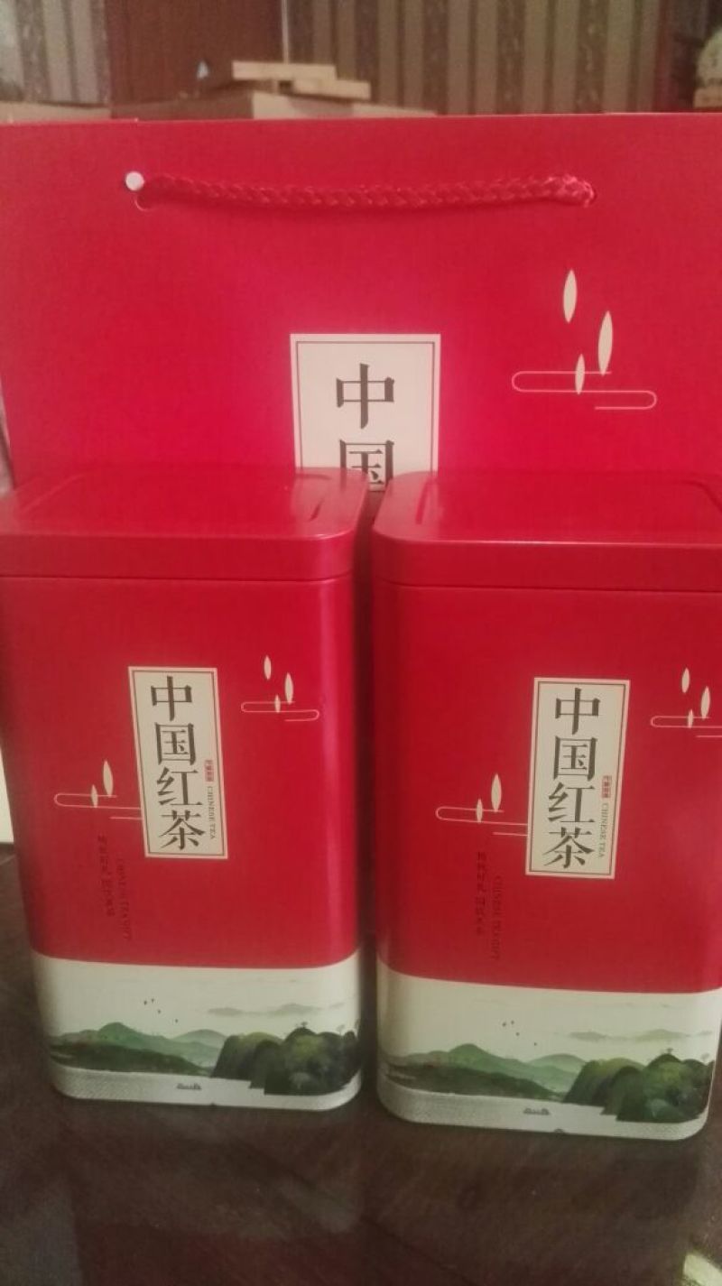 滇红：云南凤庆（中国红500克两盒）口感纯正