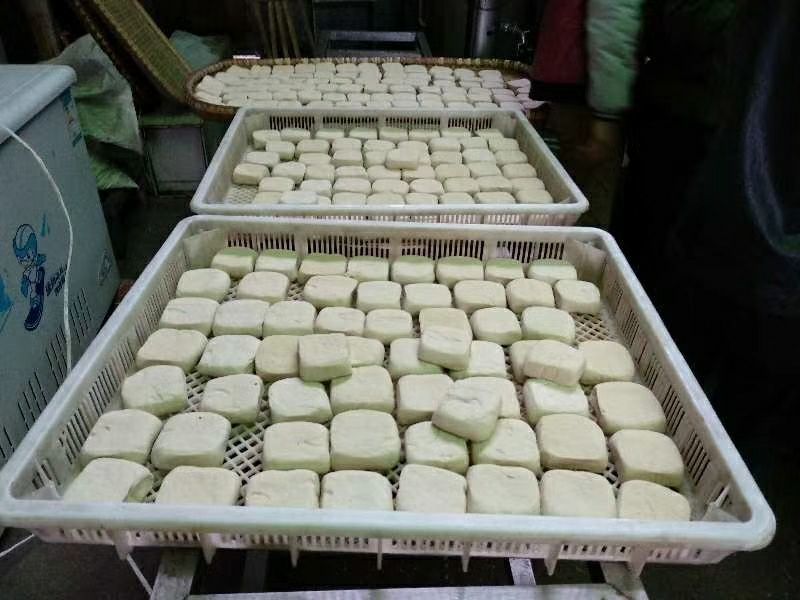 豆腐湿豆腐