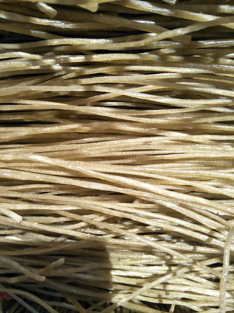 红薯粉条中粉，翟宽，中宽都有，一手货源，产地直供