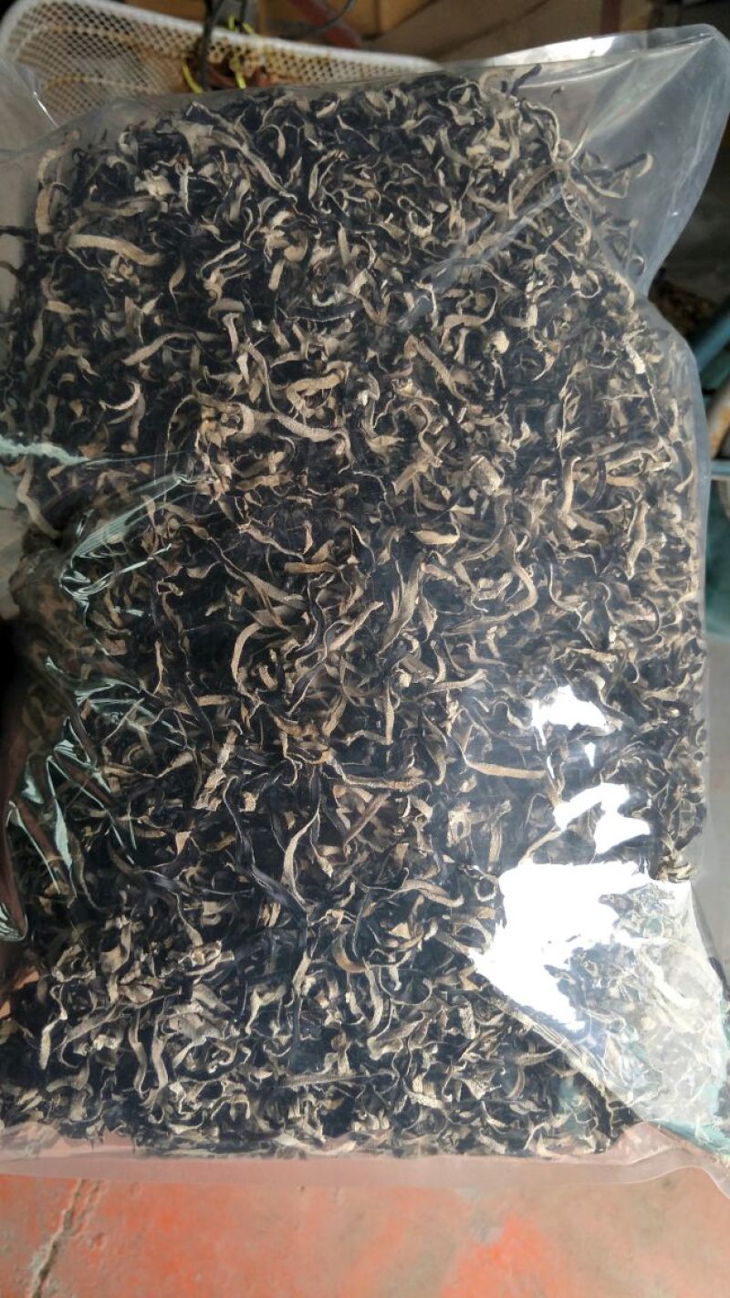 木耳丝，白背木耳丝黑木耳丝，味千拉面木耳丝