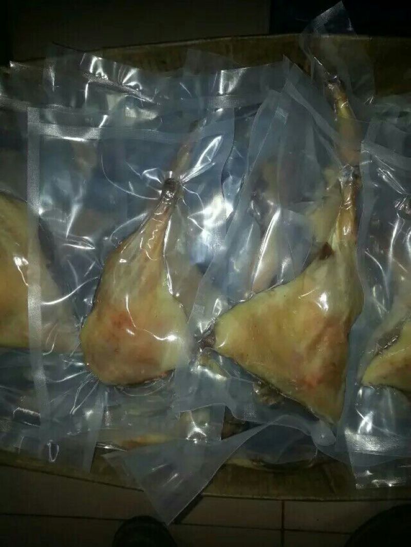 腊鸭腿散装，包装