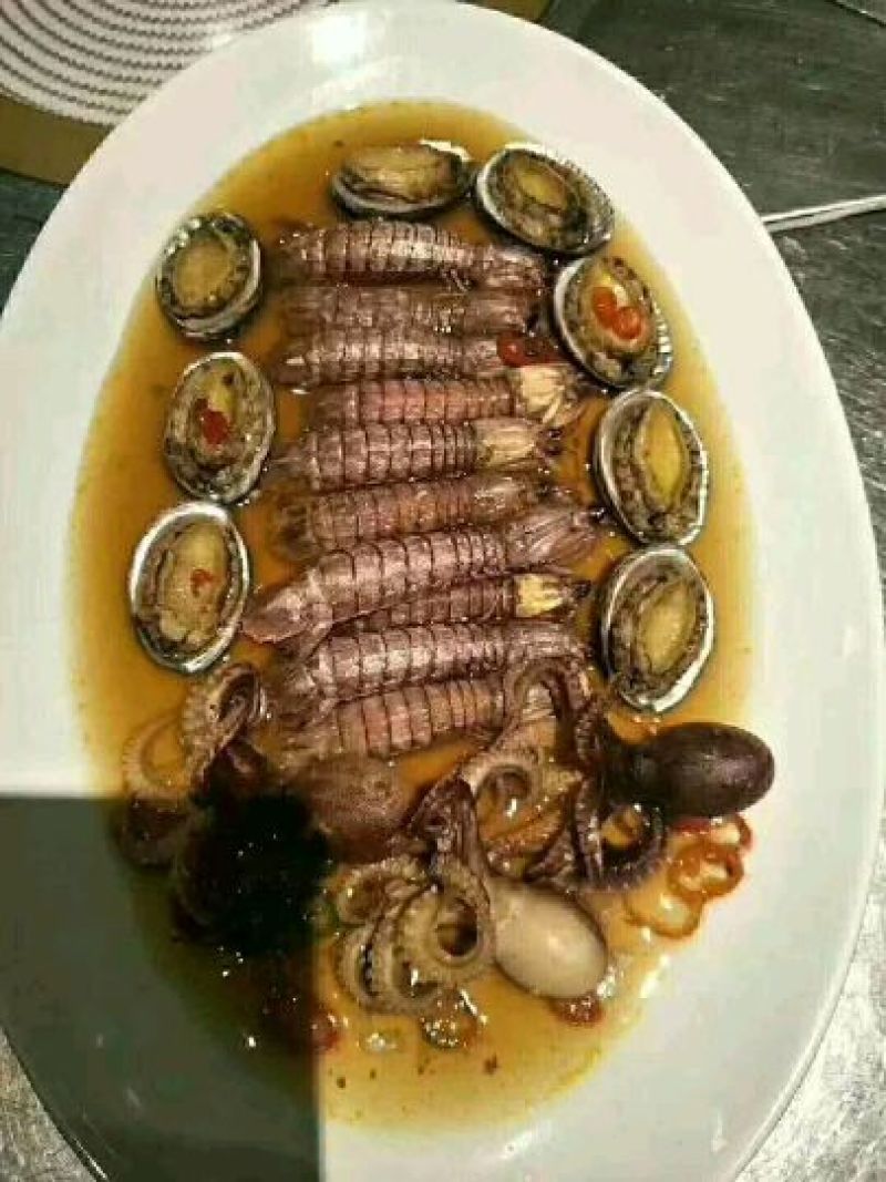 墨鱼仔