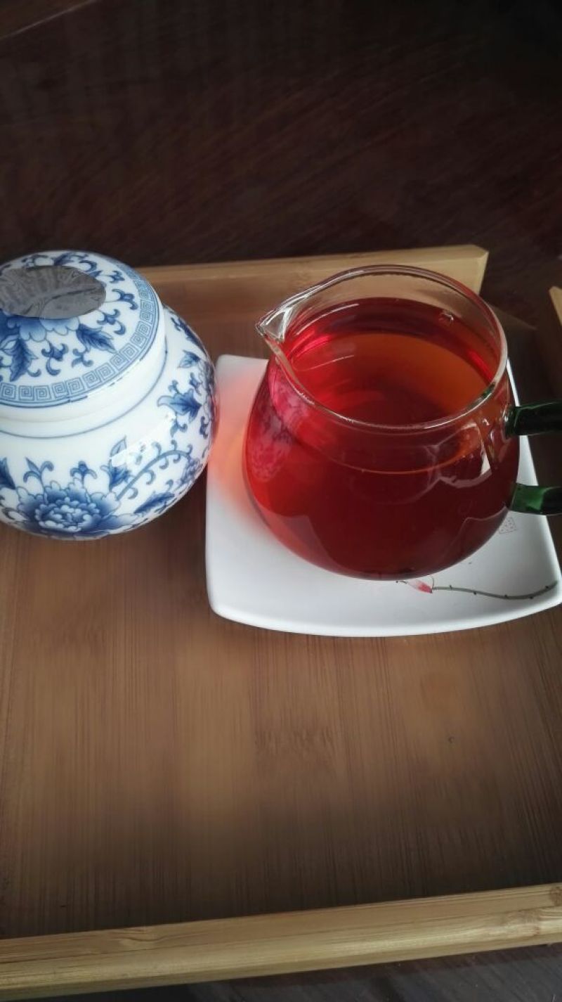 云南凤庆松针是一芽一叶的茶500克两盒