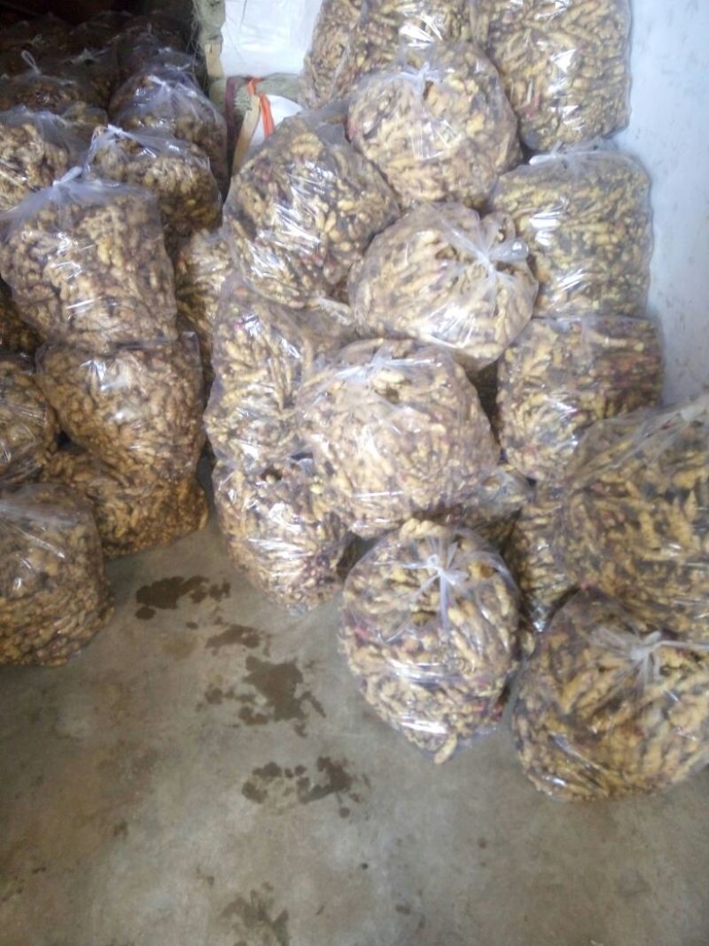 小黄姜2两以上水洗