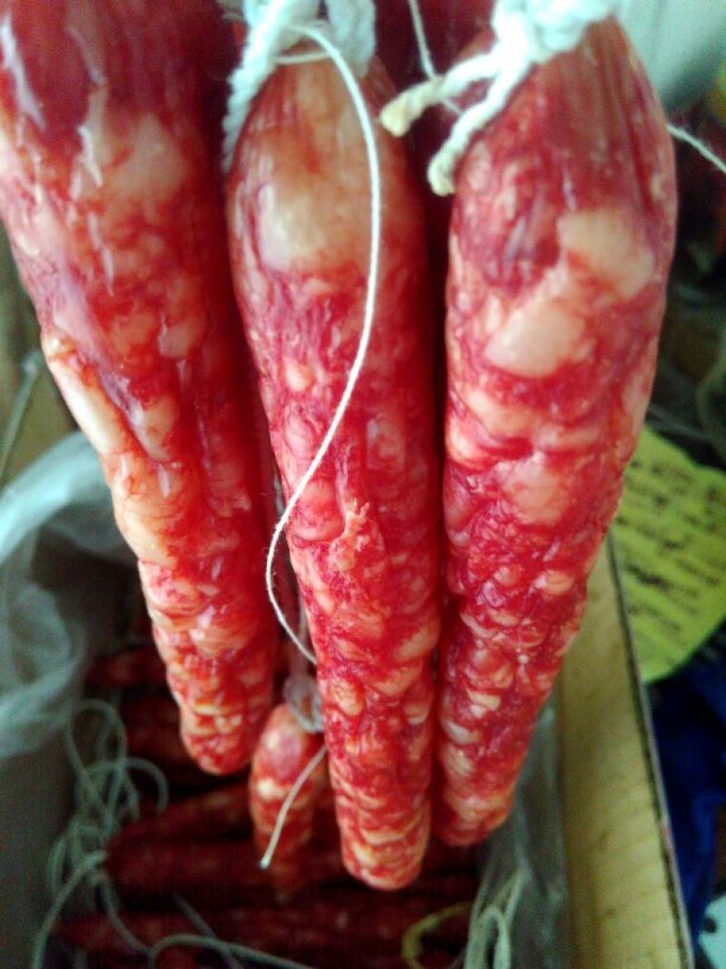 腊肠带绳腊肠