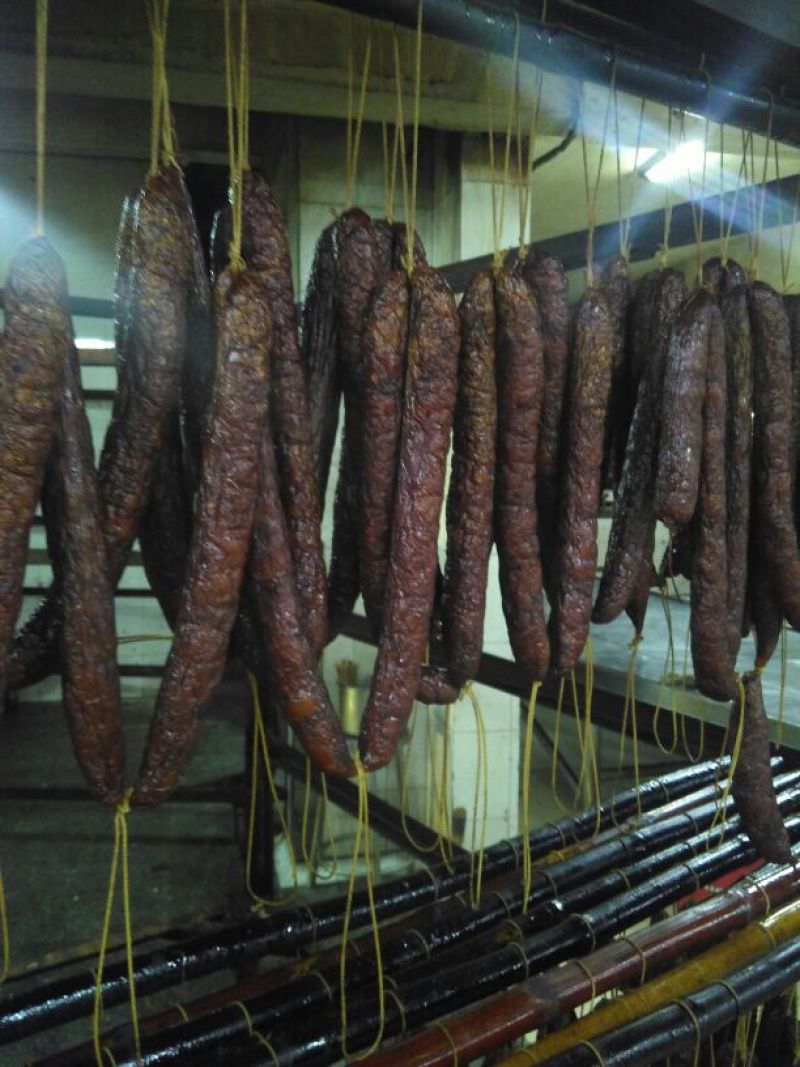 腊肠烟熏川味麻辣土肠