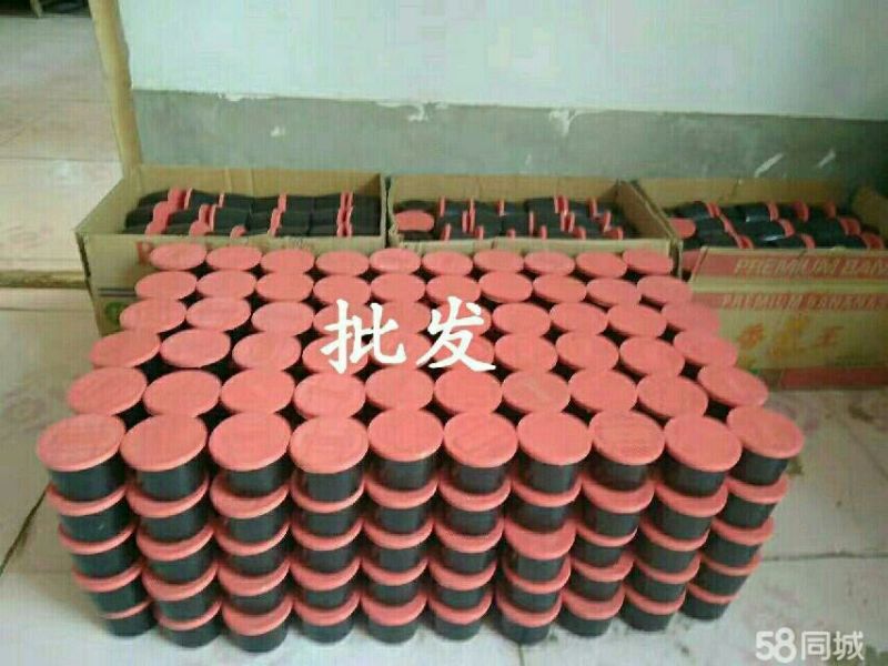 批发盒装蚯蚓，野钓，种苗，鱼食，鱼饵，鸟食，中大号蚯蚓