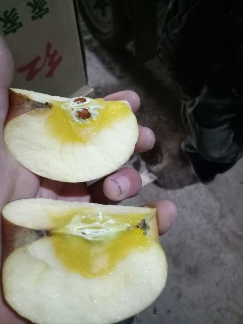 糖心红富士，75起步量大有货好（口感）欢迎来骚扰