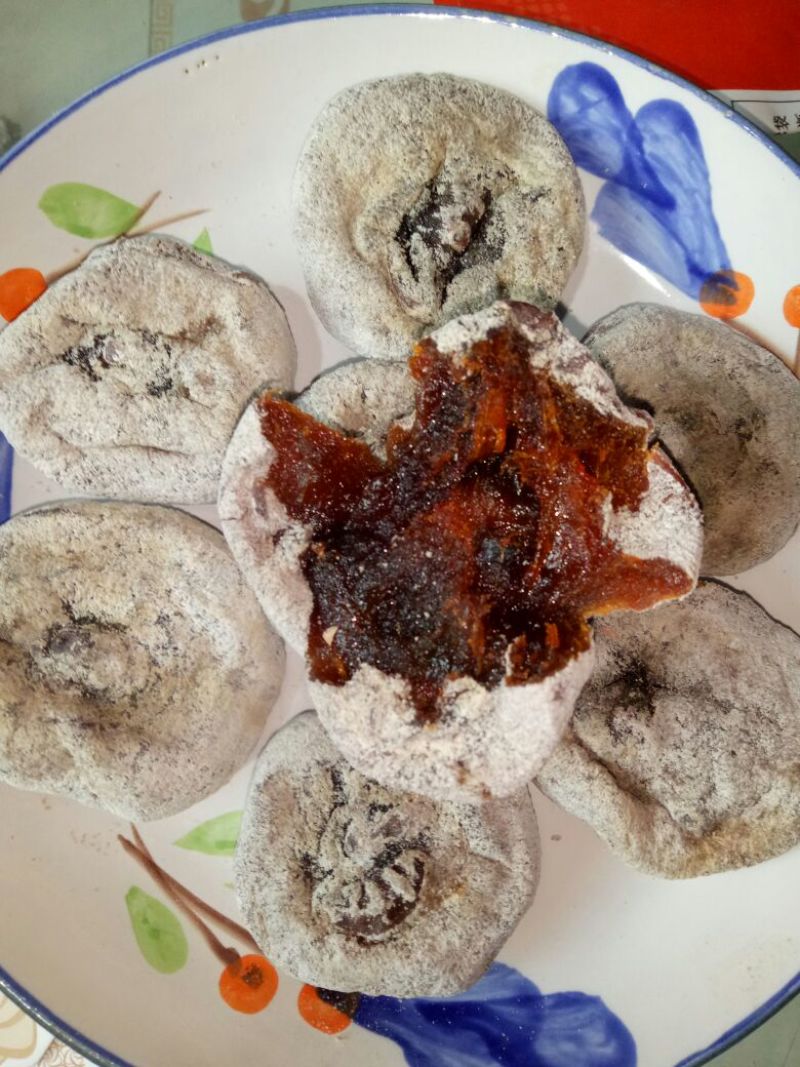 农家柿饼，霜白，肉软，甜度高，价格合理，