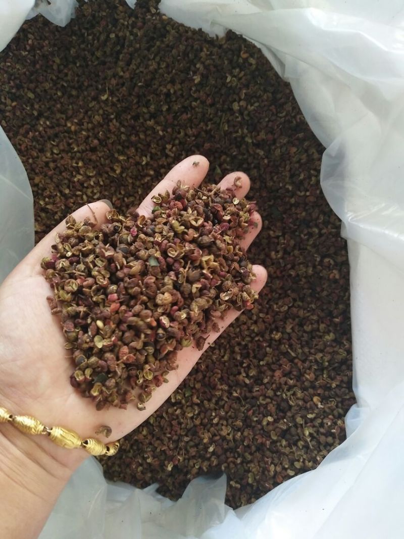 百万商家，实图拍摄山东花椒干早期青新货