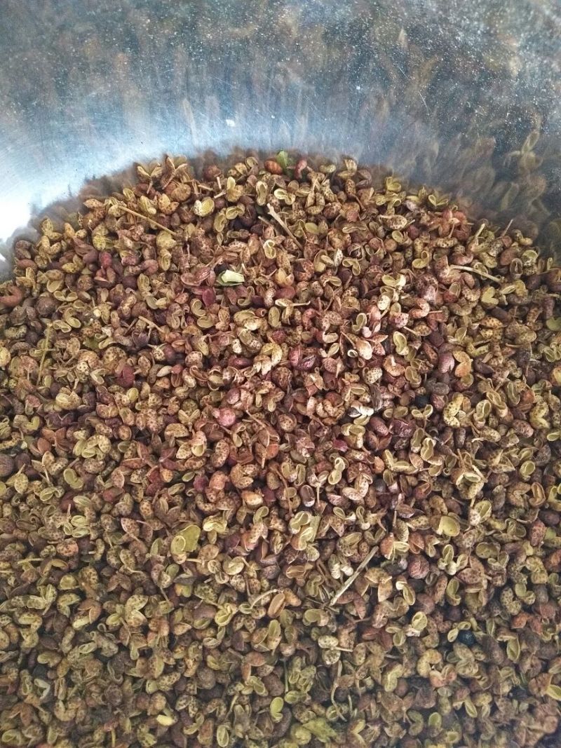 (百万商家)实图拍摄，青花椒特级干.净货量大优惠