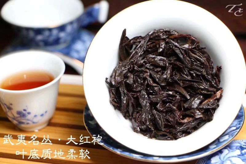 武夷岩茶浓香高山好茶铁罐装搭配手提袋