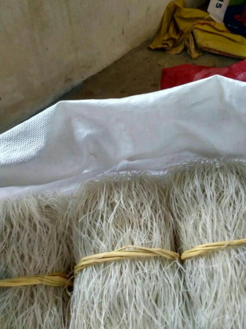 红薯粉条细粉纯手工制作，质量保证，品质很好