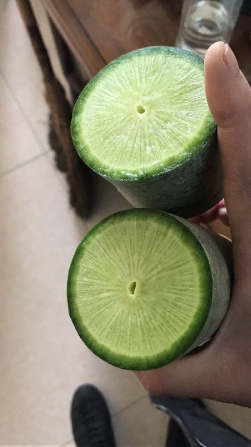 水果萝卜规格齐全清脆爽口，汁多味美1~1.5斤起