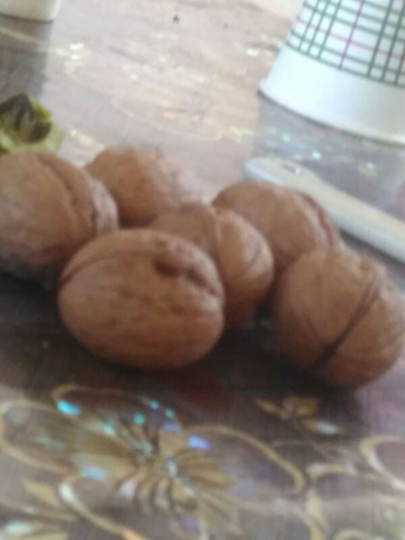核桃去皮