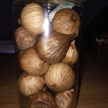黑蒜独头黑蒜多瓣黑蒜，出口黑蒜，金乡黑蒜