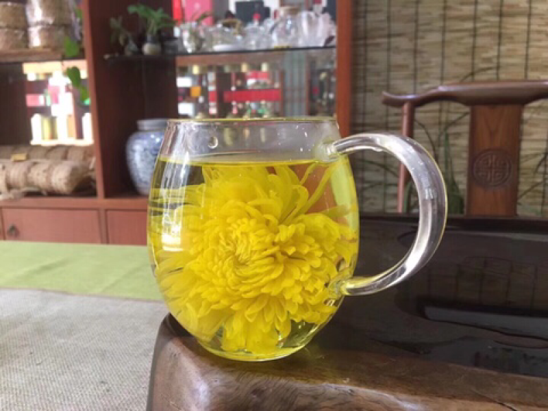 金丝皇菊，一盒十朵色泽金黄