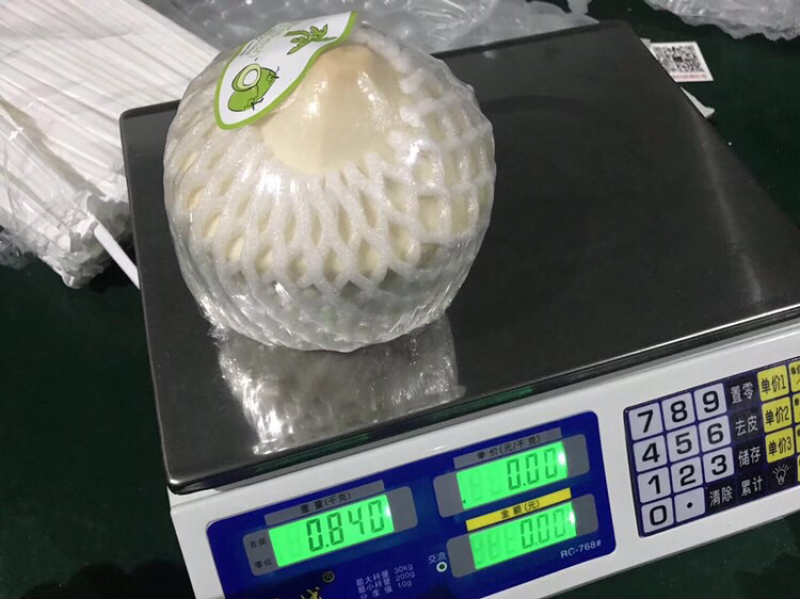 三个装泰国椰青尝鲜价36元
