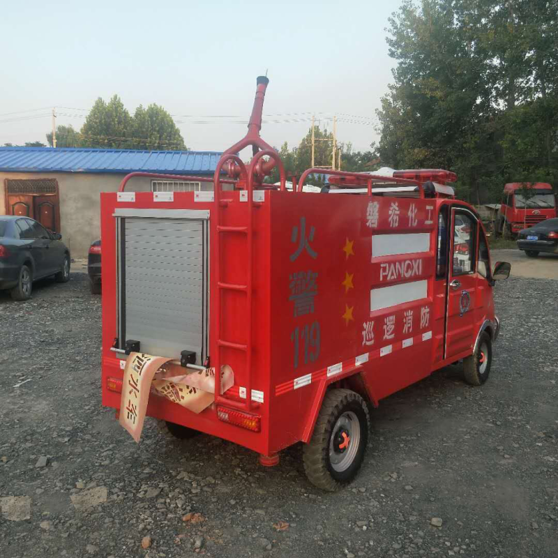 厂家直销洒水车吸粪车垃圾车清扫车