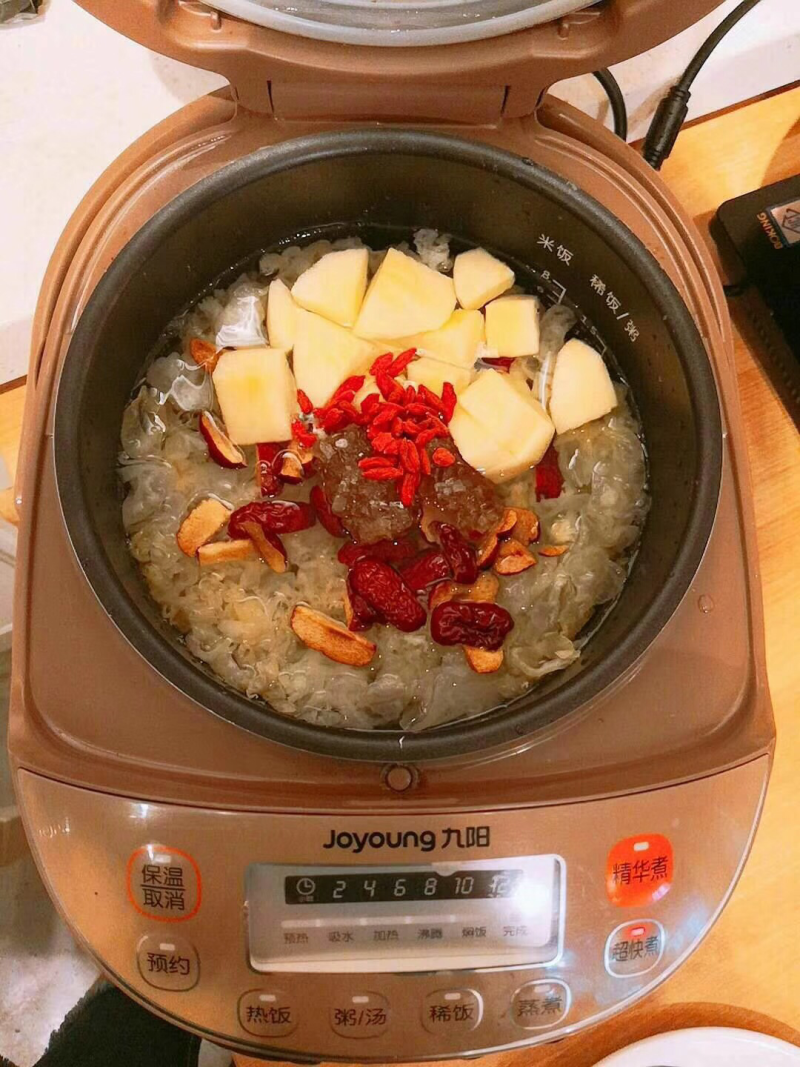 鲜银耳6朵盒装