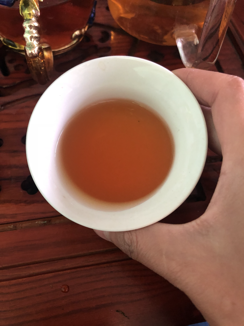 桐木关桂圆香金骏眉红茶