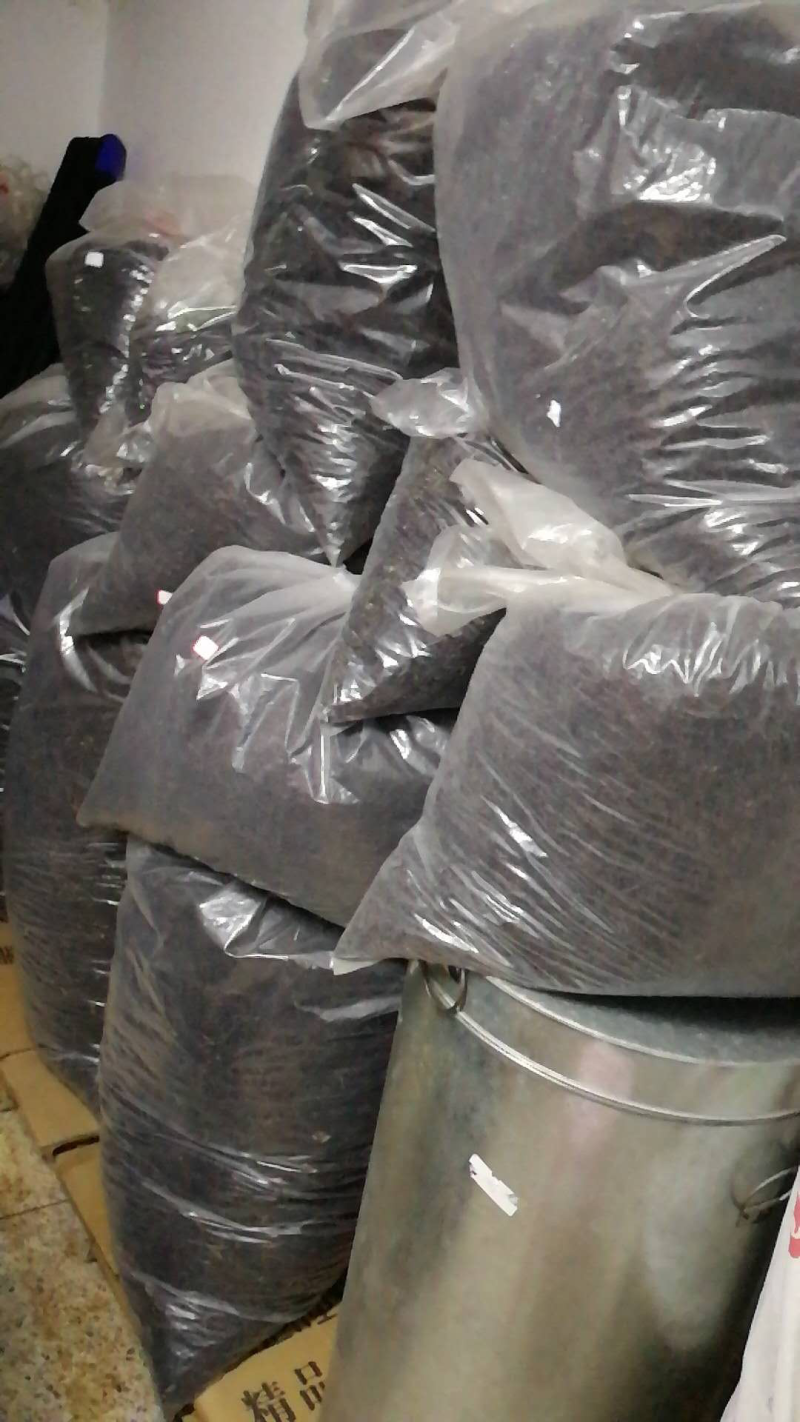 手工花果香桐木关金骏眉