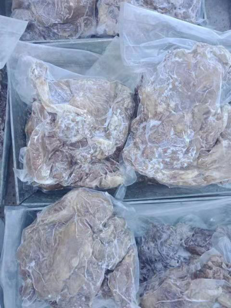 内蒙进口8分熟羊肉一柜25吨起订，价格优惠，欢迎来电。