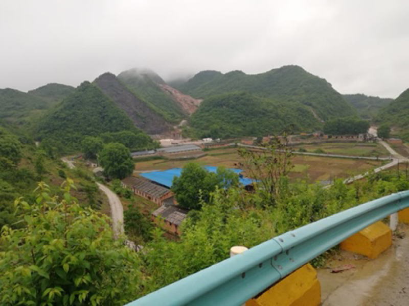 平坝区白云镇高寨村香菇