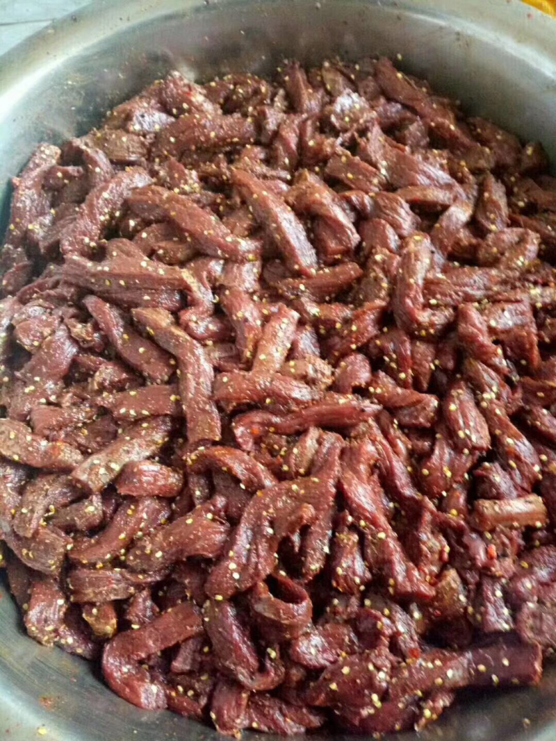 磨黑牛肉干巴，100克/袋