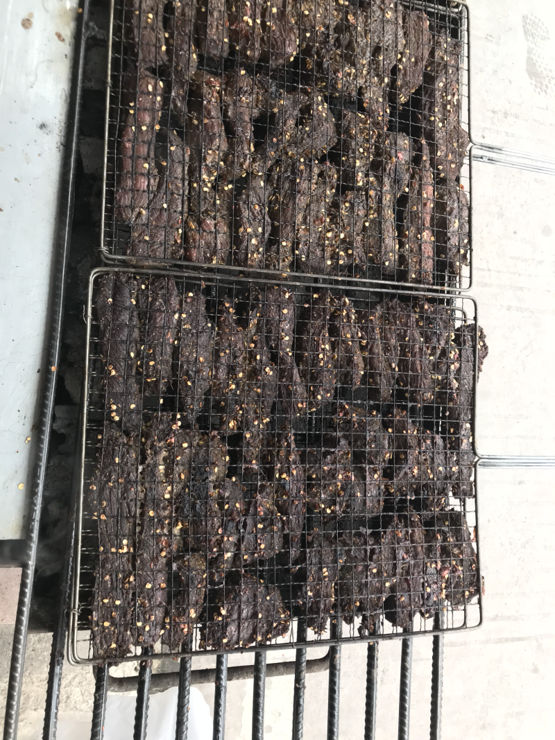 磨黑牛肉干巴，100克/袋