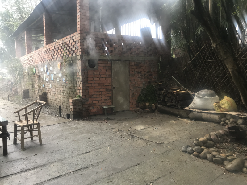 黑香猪腊肉香肠农家自制找一件代发可以实地考察