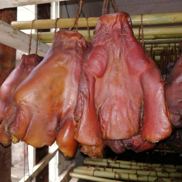 腊猪嘴